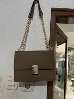 (Kategori: ) berada di . Dikirim oleh dirwid (ID iklan 1456869158, Gambar 1). Deskripsi: .