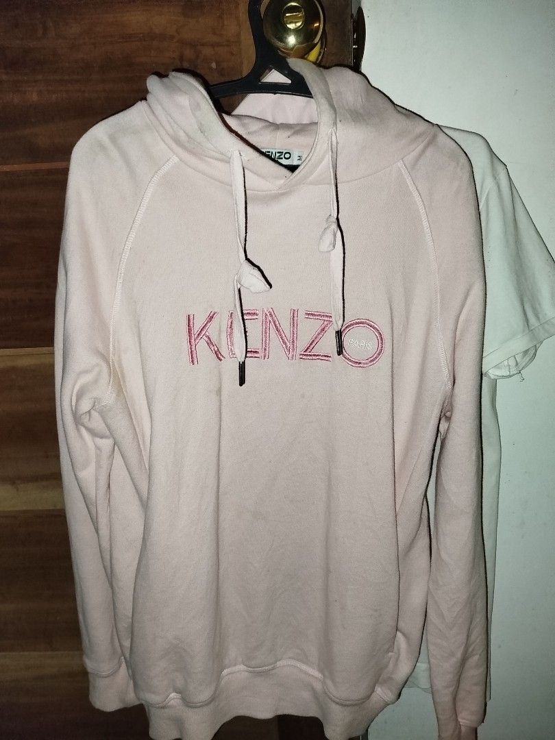 Kenzo Paris (Category: Luxury Apparel) located in Marikina City. Submitted by jecccc (Listing ID 1456810671, Image 1). Description: 19*26 need wash.