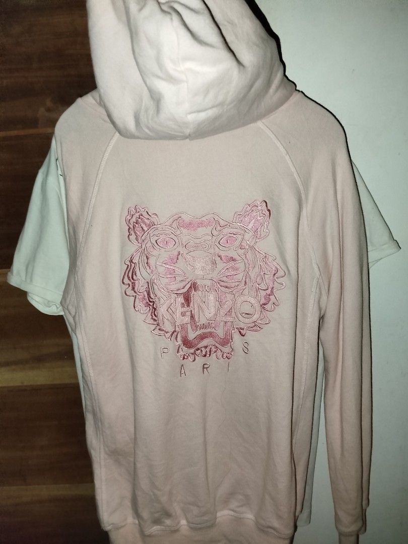 Kenzo Paris (Category: Luxury Apparel) located in Marikina City. Submitted by jecccc (Listing ID 1456810671, Image 2). Description: 19*26 need wash.