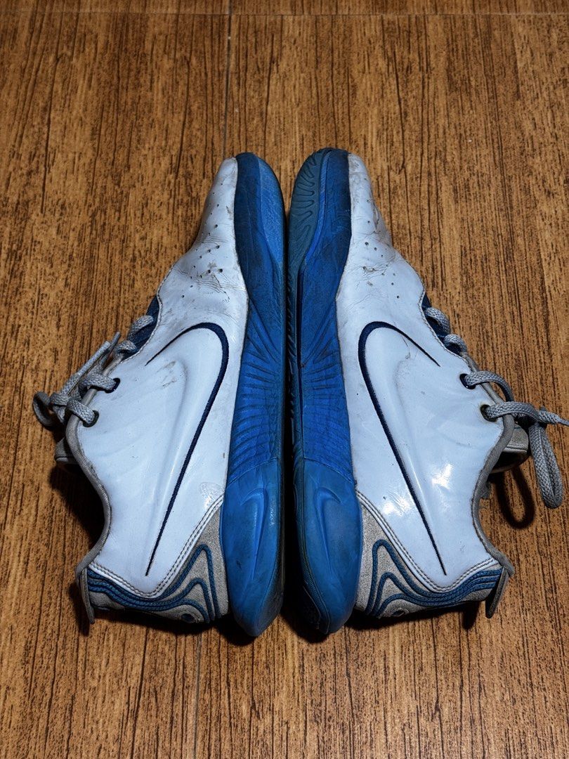 Lebron 21 Blue Diver USED (Category: Sneakers) located in Quezon. Submitted by gottabye (Listing ID 1456869044, Image 3). Description: Selling personally used VERY USED lebrons Lebron 21 Blue Diver Size 10.5US Mens Outsole separating & separated (all zoom unit still good) CHECK PHOTOS DAMAGE AND USE SIGNS! Honestly send offers, trying to get rid asap.