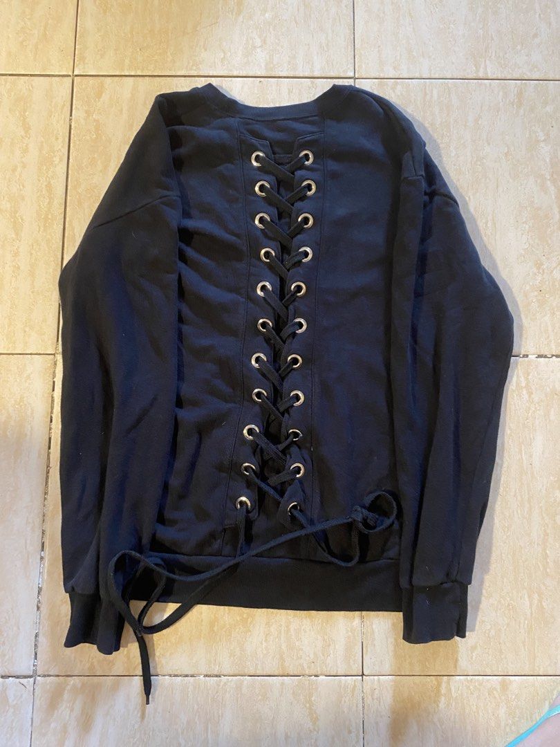 lgb vibes vampire laceup (Category: Hoodies) located in Dinas. Submitted by bleeod (Listing ID 1456805422, Image 1). Description: 21x28.