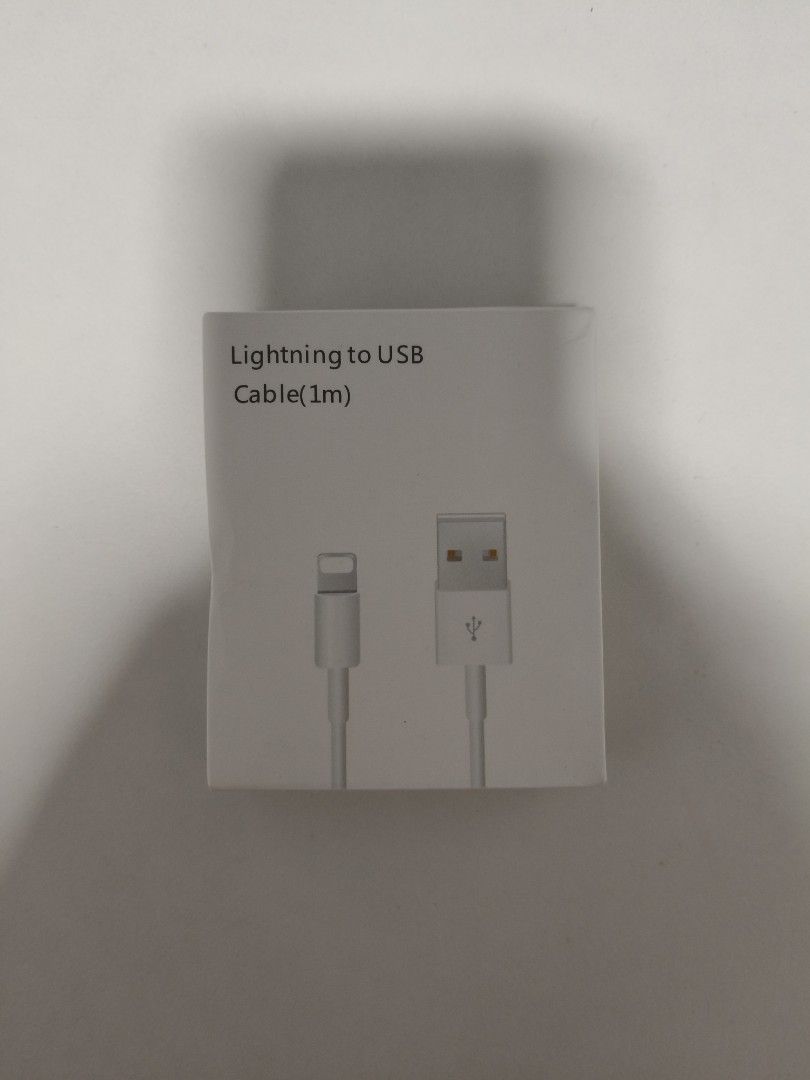 Lightning Cable (Category: Chargers & Cables) located in Singapore. Submitted by dreamiecloud (Listing ID 1456907299, Image 1). Description: •Details: - 1 meter long - Ideal for daily use - Supports 20W fast charging - Stable charging and data syncing - Compatible with all iPhones & iOS systems ( Other Than The Latest Model ) - Durable design: Anti-fracture & anti-bending 🤏🏻 Quantity: - 5 Available Swipe 👈🏻 For More Details 💬 PM For More Det
