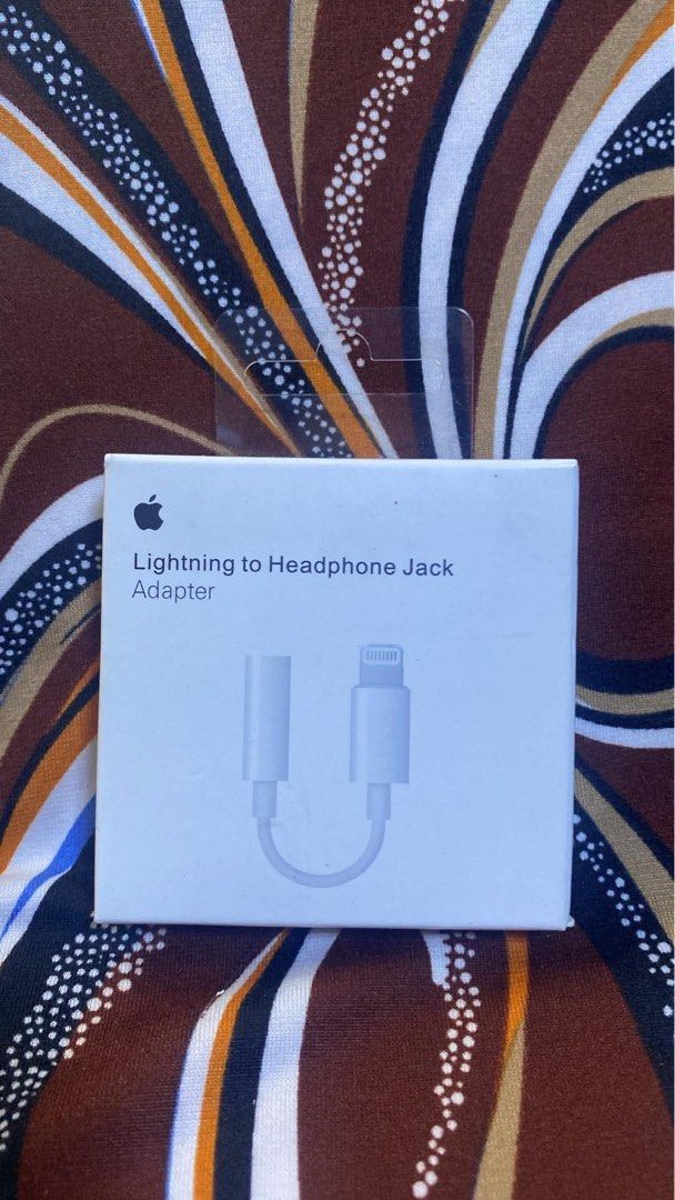 Lightning to headphone jack adapter (Category: Earphones) located in Manila. Submitted by mimasour (Listing ID 1456914514, Image 1). Description: .