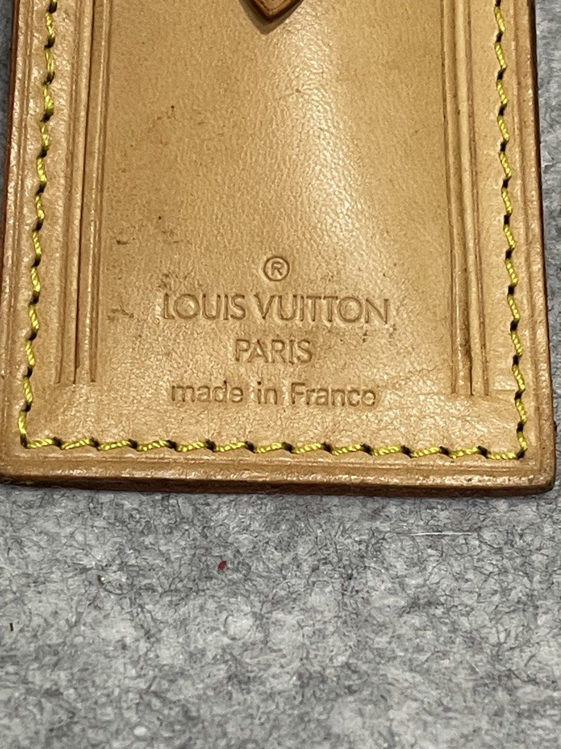 louis vuitton leather luggage tag (Category: Luxury Bags & Wallets) located in Calamba. Submitted by thriftingoverload (Listing ID 1456881192, Image 2). Description: plus shipping fee.