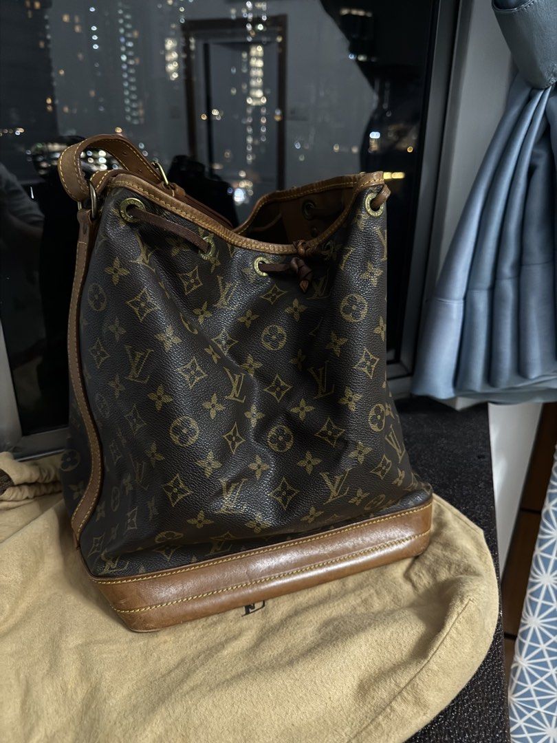 LV (Category: Bags & Wallets) located in Kuala Lumpur. Submitted by ysy0889 (Listing ID 1456904049, Image 3). Description: Pre‑loved vintage LV Noé large bucket bag. This was my very first Louis Vuitton, purchased on my first‑ever trip to the United Kingdom. Lightly used, monogram colour keeps in nice condition. Drawstring closure, adjustable shoulder strap, roomy capacity for daily use. Comes with dust‑bag. #lvnoe #vintagelouisvuitton #lvbucketb