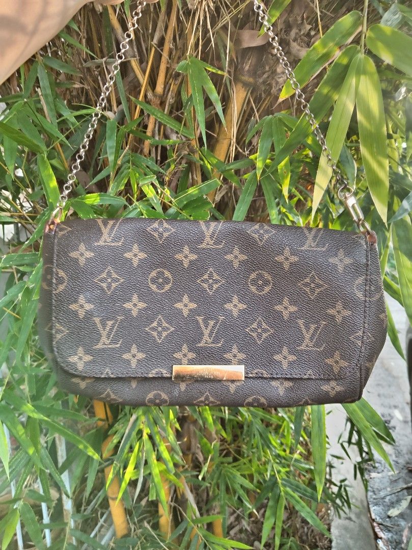 LV Kili bag (Category: Luxury Bags & Wallets) located in Malolos. Submitted by shoptokyothrift (Listing ID 1456867755, Image 1). Description: Vintage LV Kili bag As is.