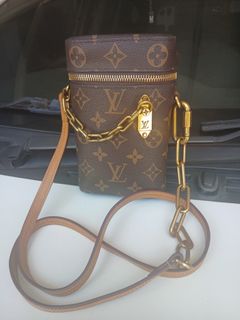 (Kategori: ) berada di . Dikirim oleh secondthriftbranded (ID iklan 1456820806, Gambar 1). Deskripsi: .