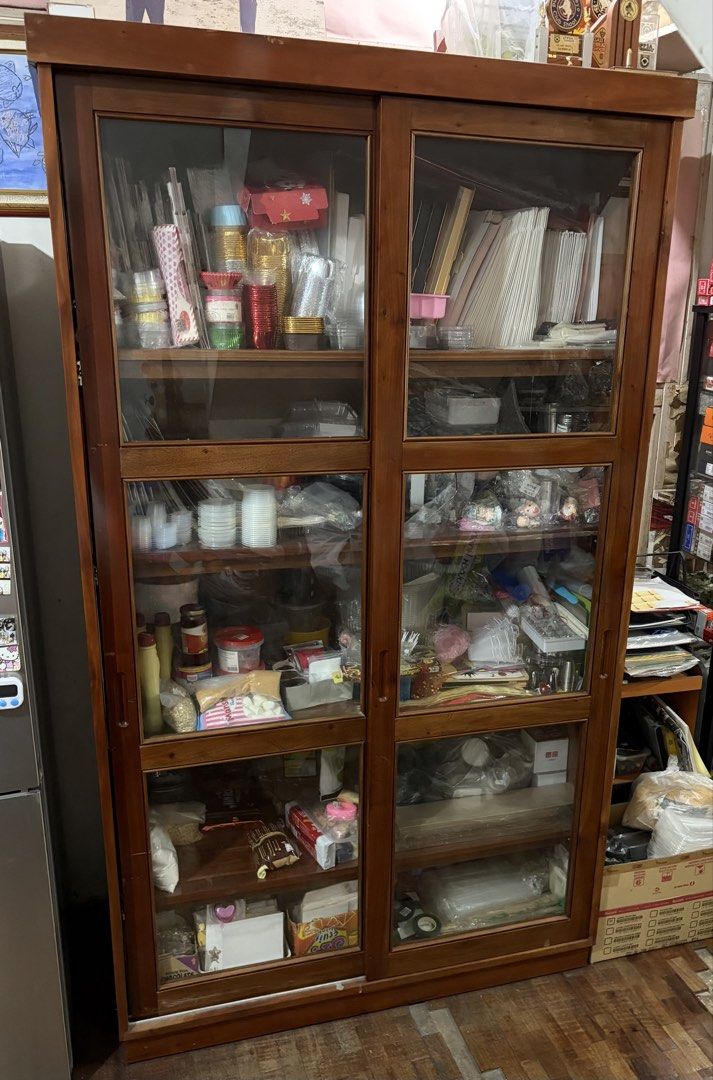 Mahogany 6-Panel Glass Display Cabinet (Category: Shelves, Cabinets & Racks) located in Manila. Submitted by Mike_MJ (Listing ID 1456811386, Image 1). Description: Negotiable (Paco, Manila) RFS: Need space Good Condition Can be deliver or pickup.