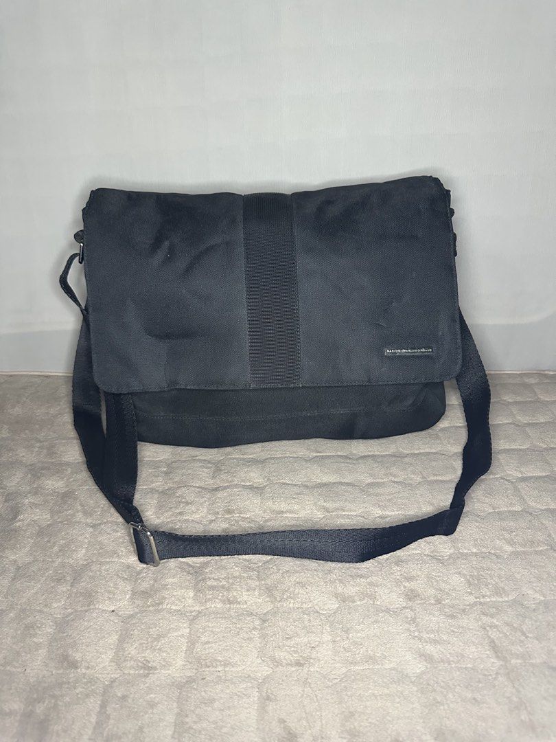 Marithe + Francois Girbaud NEU Messenger Bag (Category: Laptop Bags & Sleeves) located in Manila. Submitted by geosclosetdecluttering (Listing ID 1456845582, Image 1). Description: - Used as a laptop bag - Very minimal signs of usage (minor scratches at the metal logo bag tag) - 9.5/10.