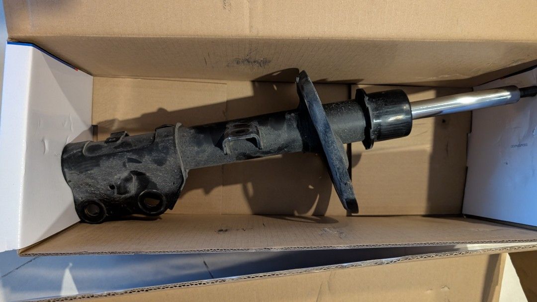 Mazda CX5 (2012-2022) KYB Front Shock Absorbers (Category: Other Automotive Parts and Accessories) located in Manila. Submitted by arvicp (Listing ID 1456799426, Image 3). Description: 2pcs (left, right) KYB Excel-G Front Shock Absorbers for Mazda CX5 2012-2022 Used for just approx 1,000-1,500km! KYB Part No.: - 339336 (right) - 339337 (left).