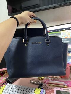 (Category: ) located in . Submitted by sheymei (Listing ID 1456937017, Image 1). Description: .