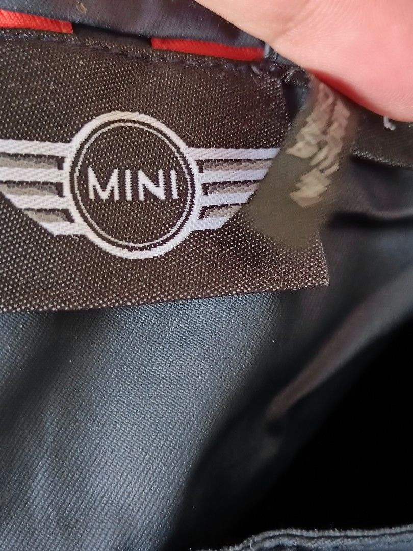 Mini Cooper Design Waxed Navy Zip Button Pocket Hooded Jacket🚗 (Category: Coats, Jackets and Outerwear) located in Bulacan. Submitted by ssirc (Listing ID 1456814675, Image 3). Description: Mini Cooper Design Waxed Navy Zip Button Pocket Hooded Jacket🚗 Size:Large on tag Width:21 ½ Length:30 Sleeve/s:26 Payment 1st🚗 1,899+SF🚗 Lbc/Lalamove/J&T🚗.