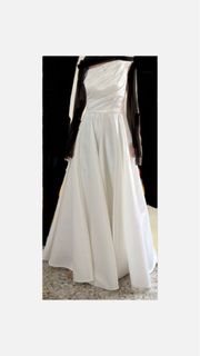 (Category: ) located in . Submitted by shop_aholic (Listing ID 1456194654, Image 1). Description: .