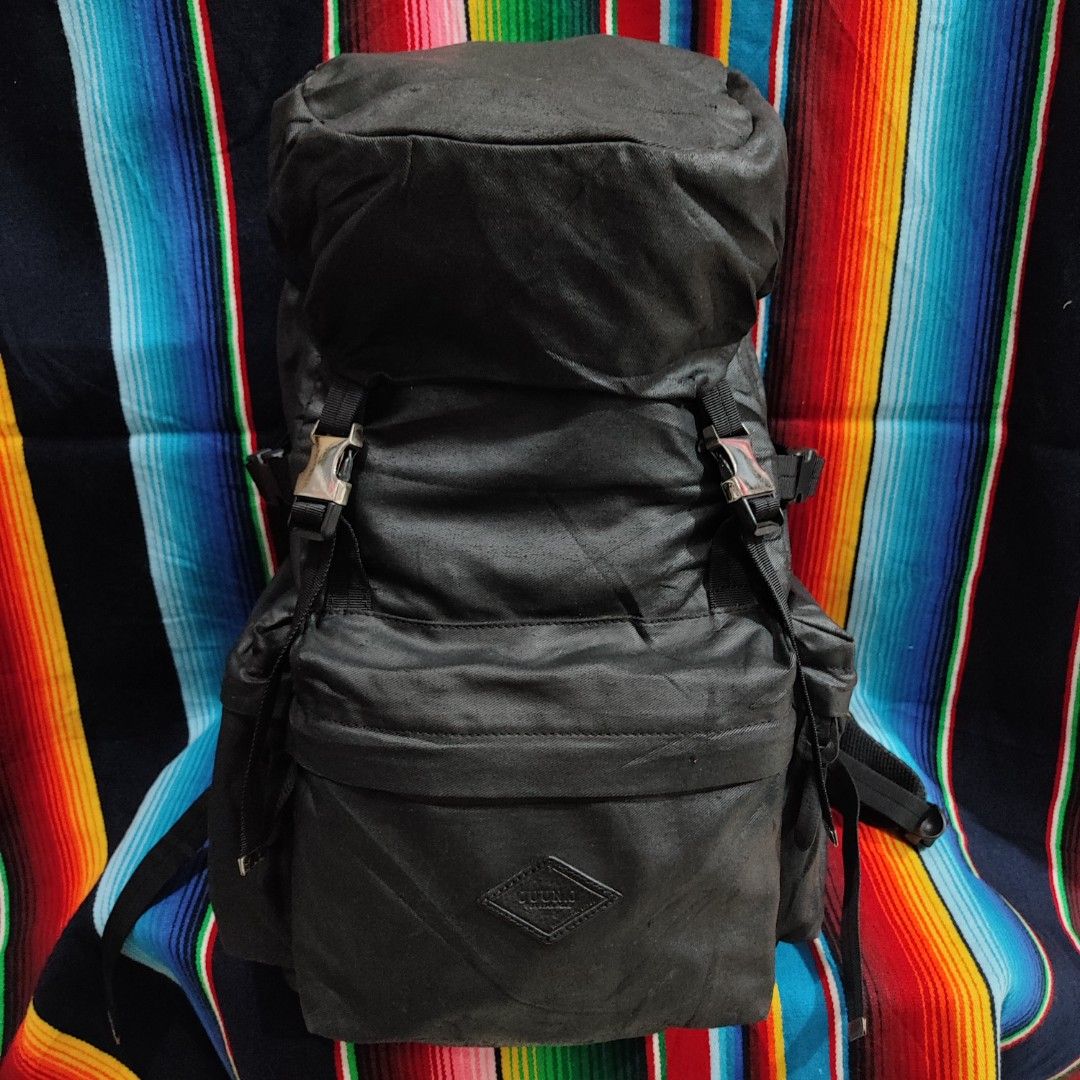 Mix Backpack (Category: Backpacks) located in Kota Belud. Submitted by bacobece (Listing ID 1456941250, Image 2). Description: 12"x18"x7" Beanpole x Juun.J Waxed Cotton Backpack rm168 13"x18"x6" The North Face Navy Alpha Box Outdoor Sporty Student Bag Large Capacity Cushioned Backpack rm68 13"x18"x6" THE NORTH FACE Backpack 30L BC FUSE BOX 2 NM82255 rm128 13"x19x6" T-LEVEL Challenger Backpack 32-40L rm168 12"x17"x5" MLB Boston Redsox Mustard Clas