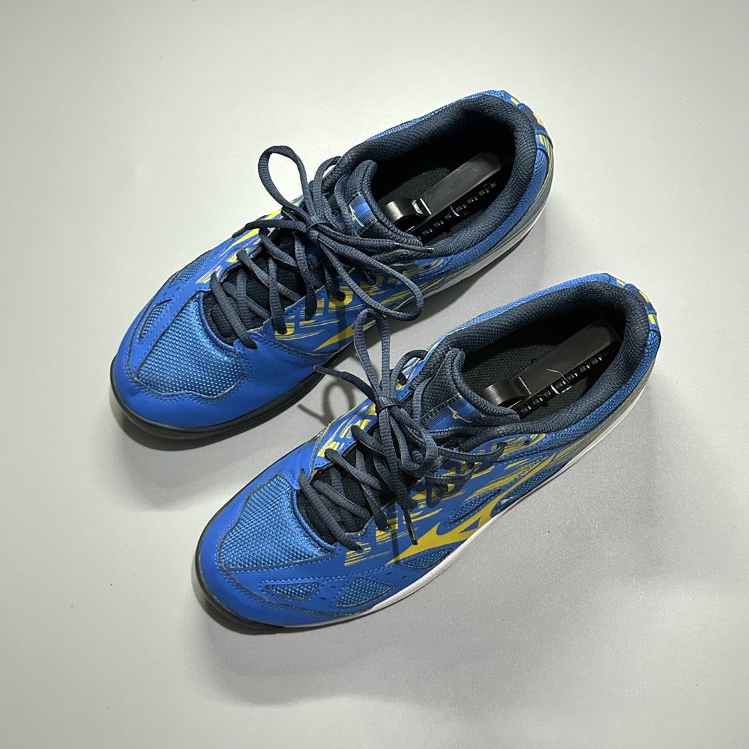 MIZUNO SKY BLASTER 2 (Category: Sneakers) located in Baguio. Submitted by macshop_items (Listing ID 1456923642, Image 3). Description: MIZUNO SKY BLASTER 2 - Size 9us(27cm) - Excellent condition - Signs of usage ₱ 2,280 + sf .