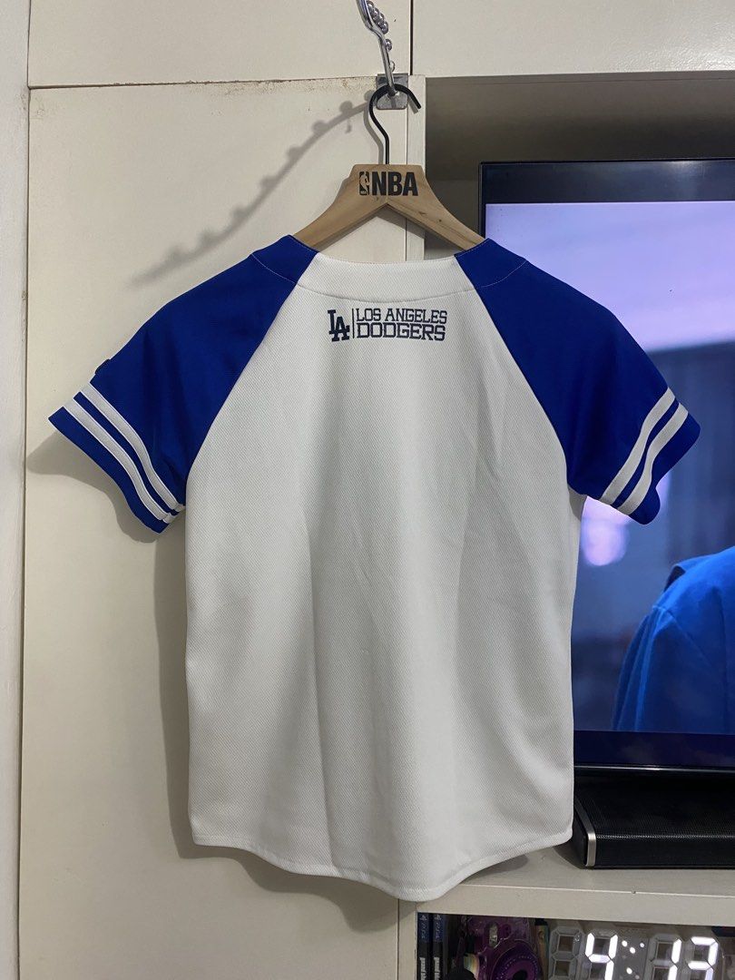 MLB LA dodgers baseball jersey (Category: Others Tops) located in Santa Maria. Submitted by jordangail (Listing ID 1456853156, Image 2). Description: Unisex pde small mens teens womens MLB LA dodgers Baseball jersey 19x24 85 on tag Excellent condition Check pics para ma appreciate Mine na Gcash Lbc Jnt God bless.