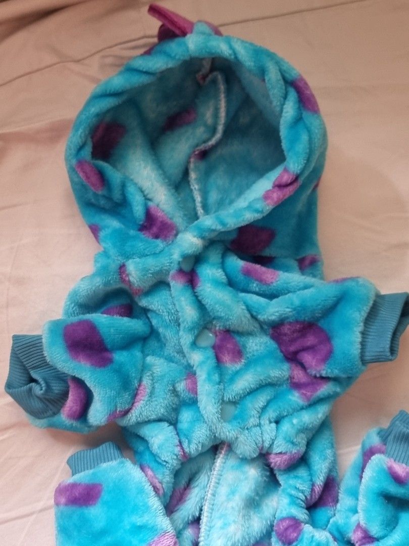 Monsters Inc Sulley Pet Costume (Category: Babies & Kids Fashion) located in Santa Rosa. Submitted by grace116 (Listing ID 1456783485, Image 3). Description: - Adorable Sulley costume for your pet - Features blue color with iconic purple spots - Ribbed cuffs on sleeves and legs for a comfortable, snug fit - Ideal for Halloween, costume parties, or fun photoshoots rfs: tried on pero di kasya.