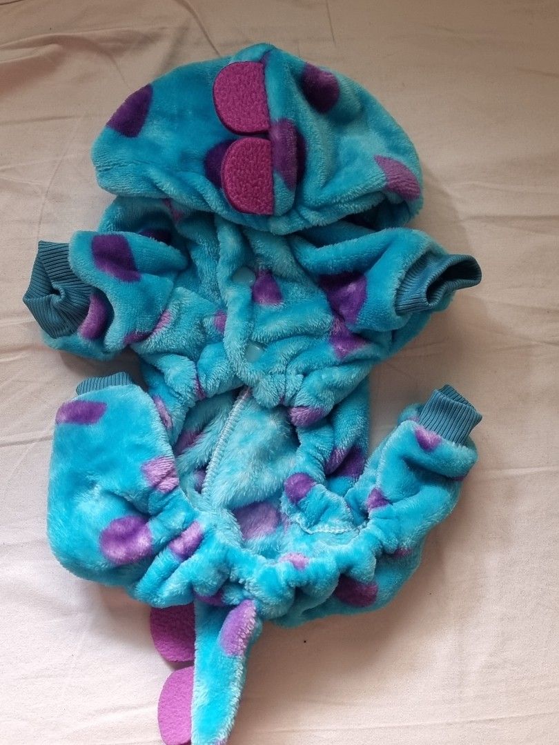 Monsters Inc Sulley Pet Costume (Category: Babies & Kids Fashion) located in Santa Rosa. Submitted by grace116 (Listing ID 1456783485, Image 2). Description: - Adorable Sulley costume for your pet - Features blue color with iconic purple spots - Ribbed cuffs on sleeves and legs for a comfortable, snug fit - Ideal for Halloween, costume parties, or fun photoshoots rfs: tried on pero di kasya.