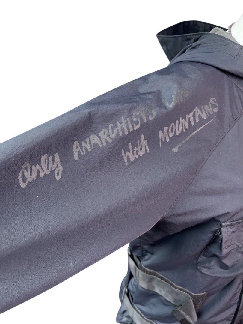 Mountain Research jacket gorpcore archive undercover (Category: Coats, Jackets and Outerwear) located in Manila. Submitted by noize. (Listing ID 1456843405, Image 3). Description: Size S Length - 60cm Sleeve length - 79cm Width - 50cm Back length - 65cm.