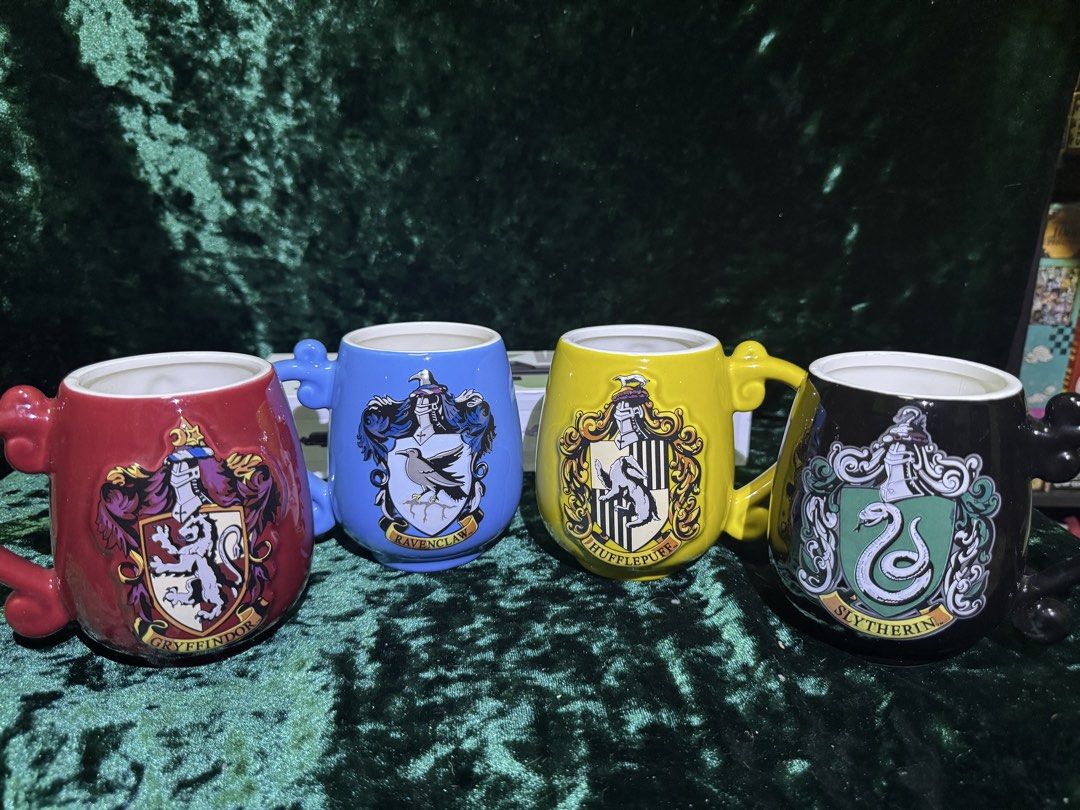 Mugs One Piece and Harry Potter (Category: Coffee & Tea Tableware) located in Antipolo. Submitted by ankulets21 (Listing ID 1456812371, Image 3). Description: 250 harry potter 800 one piece.