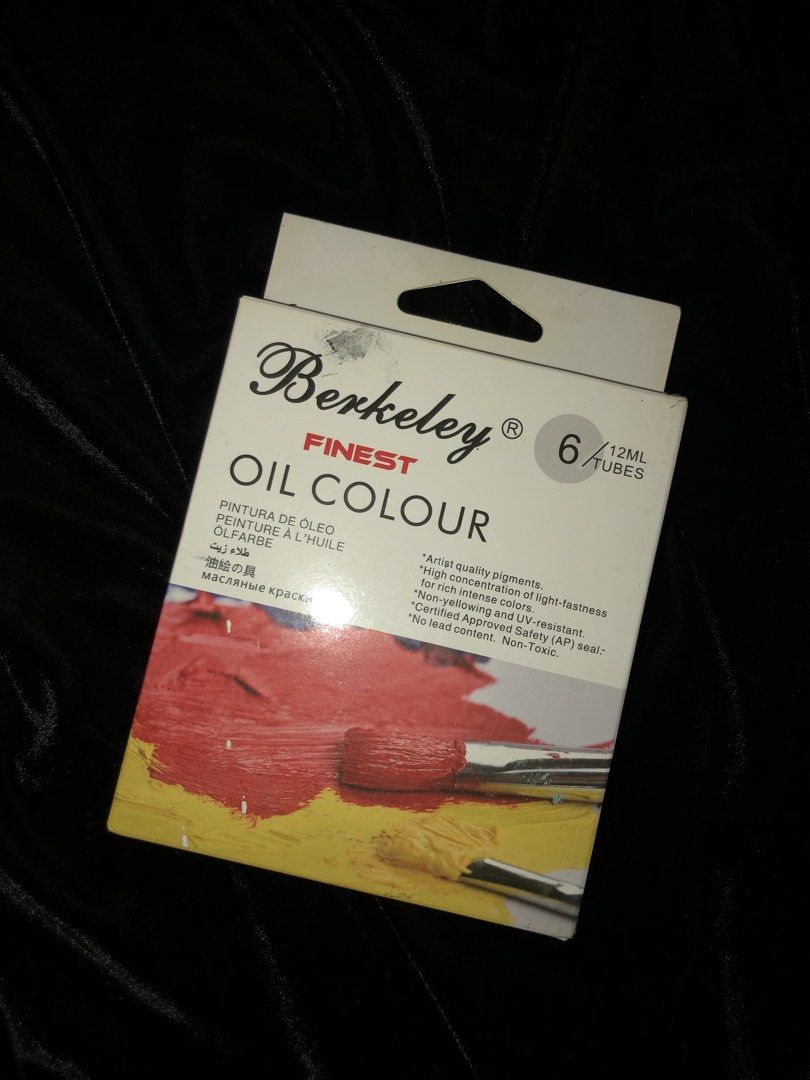 Oil Painting Materials (Category: Art & Prints) located in Pasig City. Submitted by eun.isa (Listing ID 1456842837, Image 1). Description: PLEASE READ FIRST ❗️ - pay as you order - NO rush shipping - sf is shouldered by the buyer - no COD - mop: gcash issues/description about the item: - i have opened the box of the oil paint before but i have never touched or opened the tubes inside. oil thinner and linseed oil are all full. - you can ask for mo