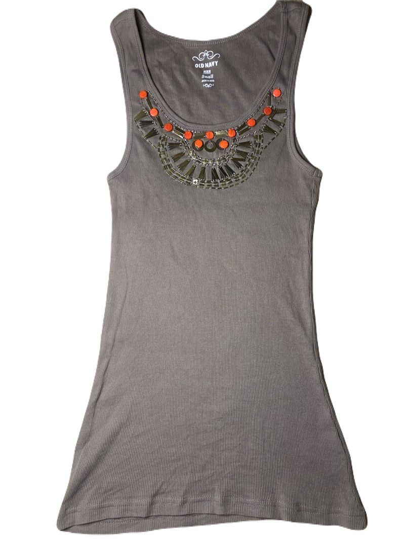 Old Navy Embellished Top y2k vintage (Category: Sleeveless) located in Kalibo. Submitted by pookstyle (Listing ID 1456907931, Image 1). Description: Some beads a lil loose.
