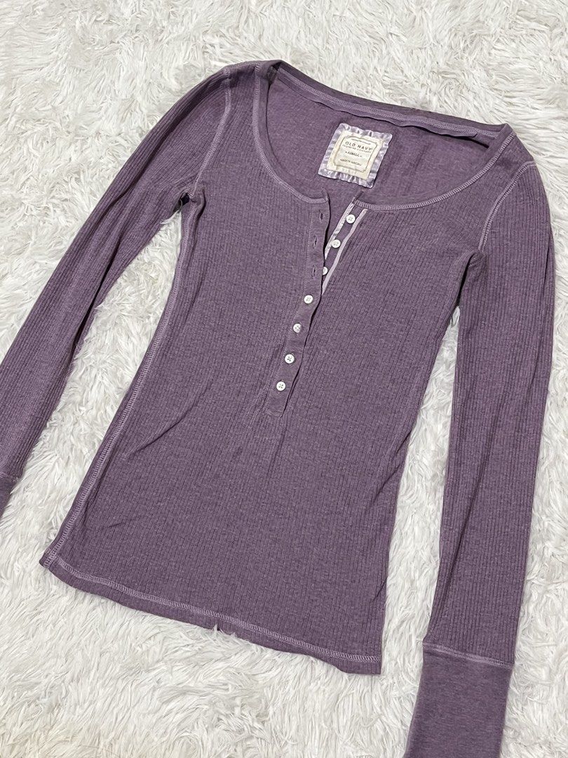 Old Navy Purple Henley (Category: Longsleeves) located in Bacolod City. Submitted by minwonluvr (Listing ID 1456801719, Image 2). Description: fits XS-S, with loose hem not really noticeable #y2k #vintage.