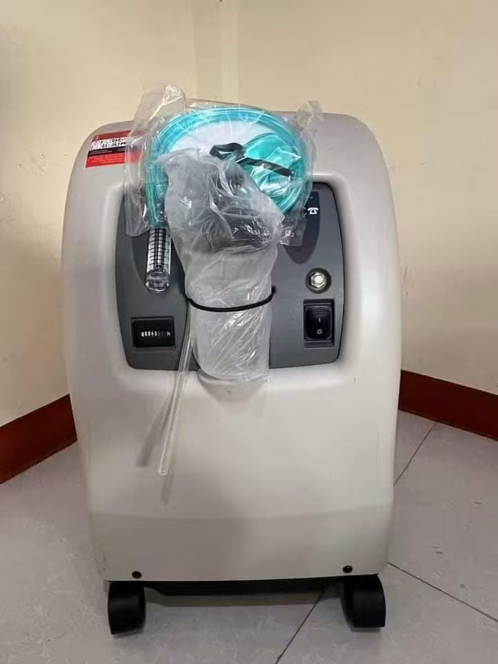 Oxygen concentrator (Category: Medical Supplies & Tools) located in Manila. Submitted by bernajimenez (Listing ID 1456790322, Image 1). Description: PTPA Oxygen concentrator Slightly use 5 liters, perfecto Invacare USA manufacturing Heavy duty 24/7 pwede gamitin 95% by 3 liters and 93% by 5 Liters 3 hours running hours.