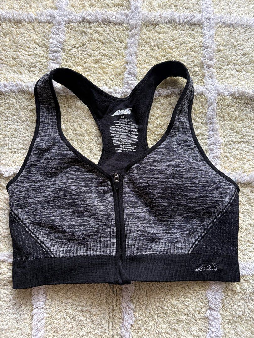Padded Gym Boxer Bra (Category: Activewear) located in Lipa City. Submitted by riz022 (Listing ID 1456838194, Image 1). Description: Large on tag but fits na dn sya small to large since stretchy.