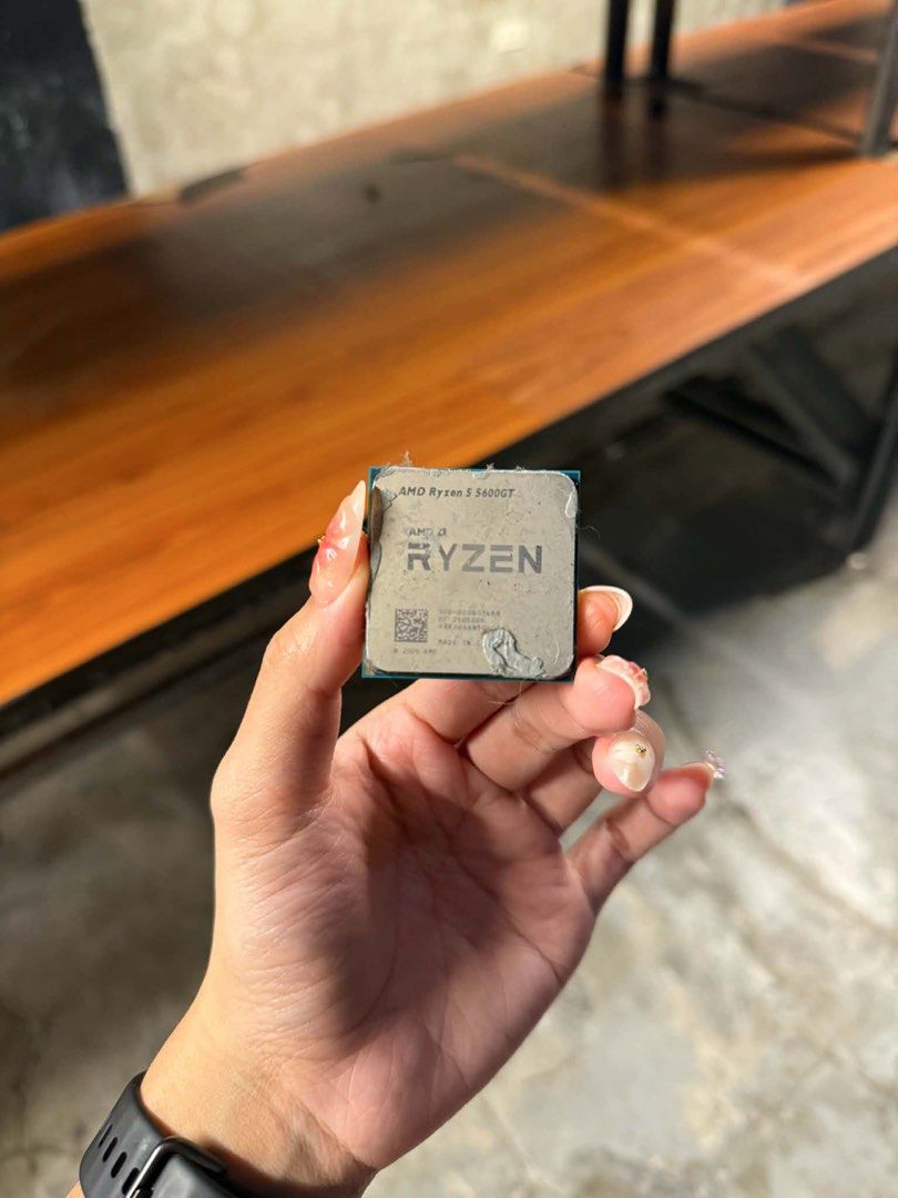 Pc Set (Category: Desktops) located in Manila. Submitted by jay_oliquino22 (Listing ID 1456935139, Image 3). Description: Ryzen 5 5600GT - ₱4800 each free fan(optional) 27" 100hz viewpoint monitor - ₱2800each 27" 120hz viewpoint monitor - ₱3000each A4Tech Keyboard - ₱200 each A4Tech Mouse - ₱180 each Headset - ₱180 each Inplay Openview pc case w/ inplay PSU and 4pcs fan - ₱1500 each. System unit only 8gb - ₱6200 each.