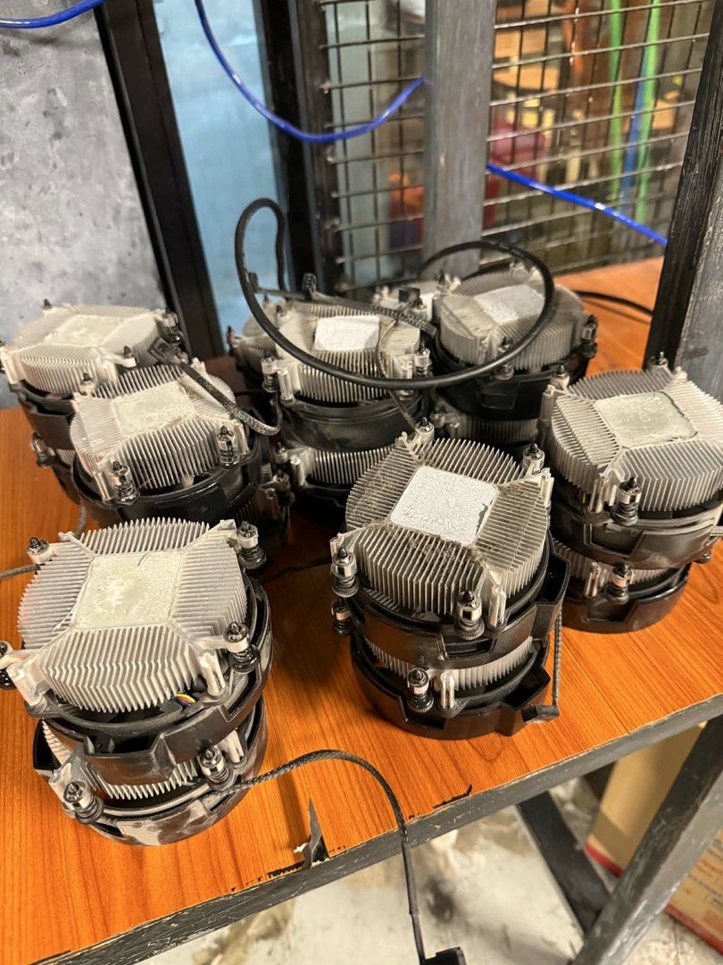 Pc Set (Category: Desktops) located in Manila. Submitted by jay_oliquino22 (Listing ID 1456935139, Image 2). Description: Ryzen 5 5600GT - ₱4800 each free fan(optional) 27" 100hz viewpoint monitor - ₱2800each 27" 120hz viewpoint monitor - ₱3000each A4Tech Keyboard - ₱200 each A4Tech Mouse - ₱180 each Headset - ₱180 each Inplay Openview pc case w/ inplay PSU and 4pcs fan - ₱1500 each. System unit only 8gb - ₱6200 each.