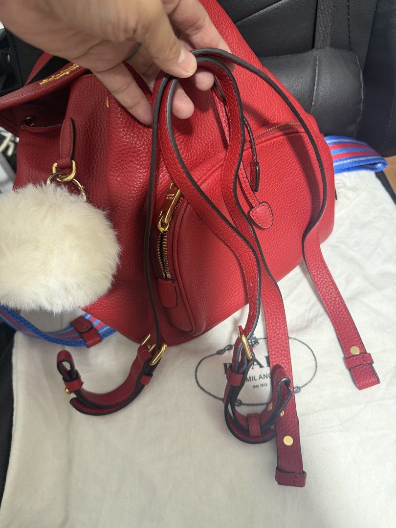 Prada Backpack (Category: Luxury Bags & Wallets) located in Antipolo. Submitted by declutteringirlie0317 (Listing ID 1456934298, Image 3). Description: -good as new -can be backpack or sling -with extra slings -gold hardware -lightweight/easy to carry.