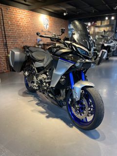 (Category: ) located in . Submitted by Premium.Moto (Listing ID 1456870438, Image 1). Description: .