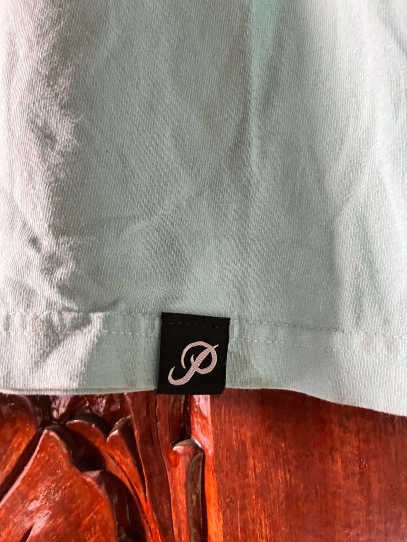 Primitive T-Shirt Floral Logo Light Blue (Category: Tshirts & Polo Shirts ) located in Bulacan. Submitted by rondeez (Listing ID 1456869096, Image 3). Description: Primitive medium ( 21 x 28 ) no issue brand new condi.