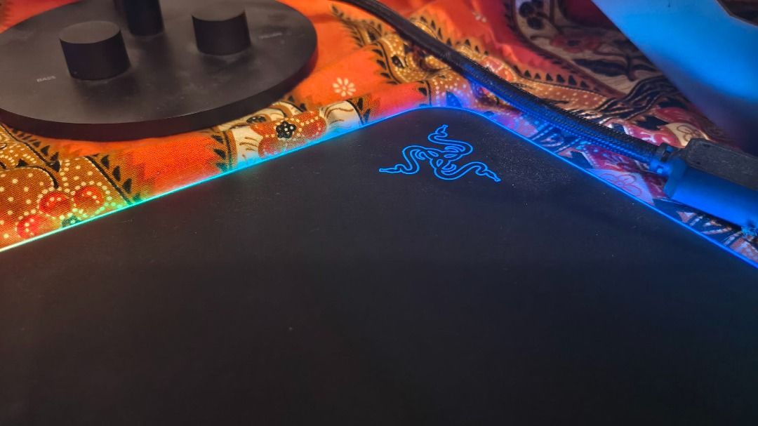 Razer Firefly V2 Hard Mouse Pad Chroma (Category: Mouse & Mousepads) located in Daraga. Submitted by kayvanmirabelph (Listing ID 1456866109, Image 3). Description: RAZER FIREFLY V2 RGB — GREAT CONDITION! 🟢🔥 Selling for only ₱1,100 + ₱200 shipping 🚚 ✨ RGB Chroma lighting Hard mouse pad surface smooth & fast Perfect for gaming & setup upgrades Great working condition - NO ISSUES 📌 Just normal/general wear and tear from use 📍 Location: Daraga, 