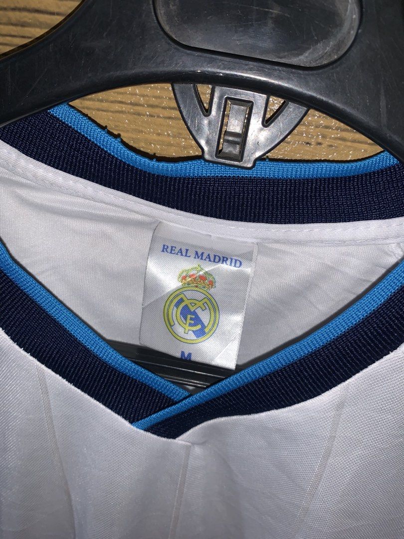 Real madrid ronaldo jersey (Category: Tshirts & Polo Shirts ) located in Valenzuela. Submitted by Caloooy (Listing ID 1456820373, Image 3). Description: .