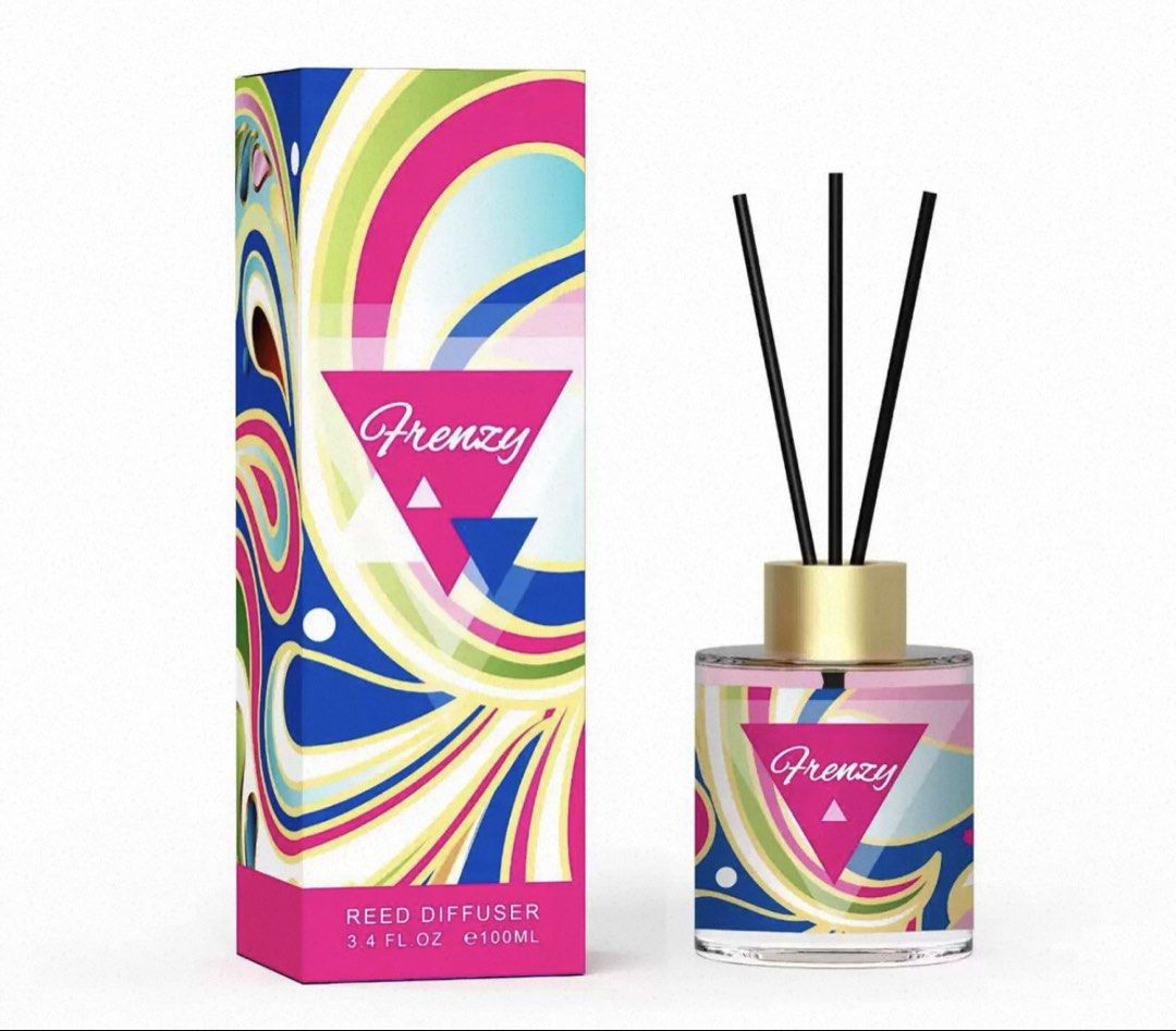 Reeds diffuser (Category: Home Fragrance) located in Singapore. Submitted by fascinardazzle.dazzle (Listing ID 1456940099, Image 2). Description: 120ml reed diffuser instock!! Perfect for gift!! Pm now!!!!! .