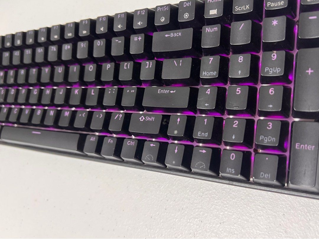 RK100 ROYAL KLUDGE MECHANICAL KEYBOARD 100% KEYS (Category: Computer Keyboard) located in Marikina City. Submitted by adorablekim (Listing ID 1456799089, Image 3). Description: ✅no issue and in good condition ✅bluetooth ✅original wired ✅all keys are working ❌lost usb dongle ❌no box RFS: will purchase new keyboard FIXED PRICE❗️ .