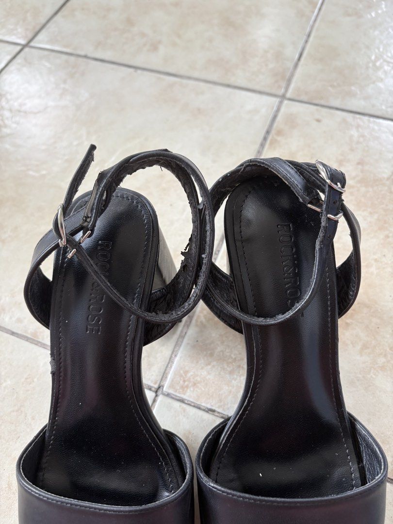 Rock & Rose Platform Heels (Category: Heels) located in Pasig City. Submitted by adikinsdeclutter (Listing ID 1456821120, Image 2). Description: .