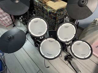（分類：）位於 。 由 joneskhl 提交（商品編號 1456888945，圖片 1）。簡介： 。