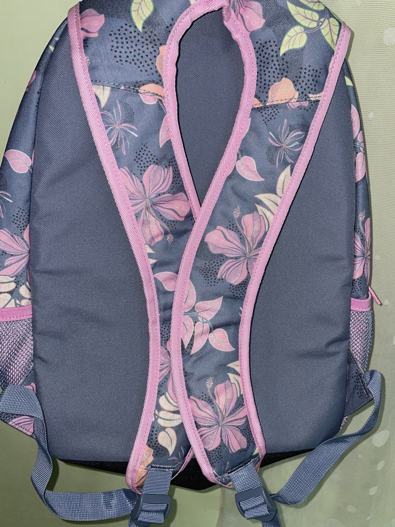 Roxy Floral Backpack (Category: Backpacks) located in Quezon City. Submitted by gems4sale (Listing ID 1456848992, Image 3). Description: Just has some glue marks at the back of the straps but unnoticeable Overall still looks new Bought for 3k original price.
