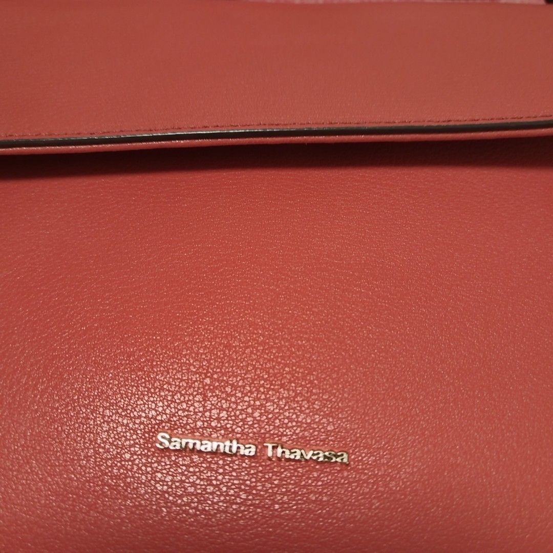 Samantha Thavasa Cross body Bag (Category: Luxury Bags & Wallets) located in Bulacan. Submitted by brandedbagspreloved (Listing ID 1456852504, Image 3). Description: Korea Bought minor issue is not a big deal still a nice bag bawal sa maarte last price posted plus shipping fee.
