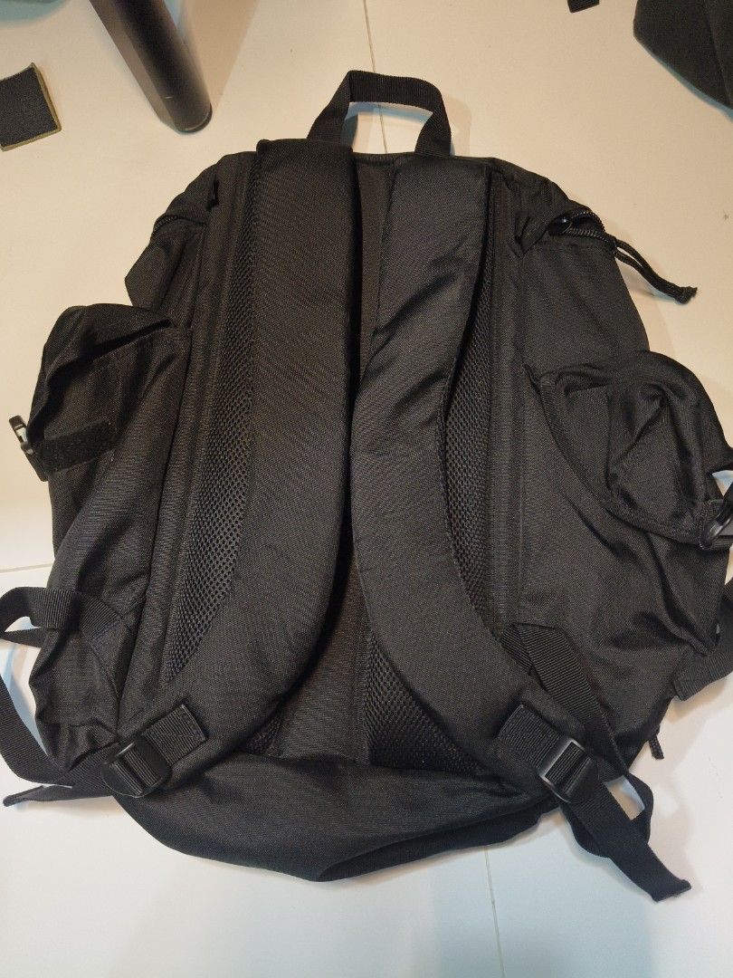 SCDF Backpack Old Version (Category: Backpacks) located in Singapore. Submitted by leosellsss (Listing ID 1456924699, Image 3). Description: SCDF Bagpack Old Design Selling for $15 No Negotiations .