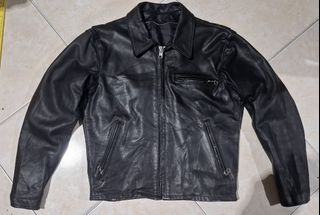 (Category: ) located in . Submitted by thriftrot (Listing ID 1456781149, Image 1). Description: .