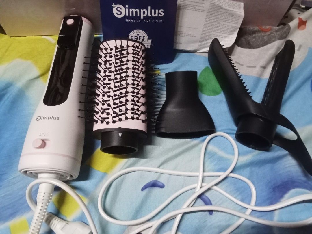 Simpl+s brand hair dryer set (Category: Hair) located in Dasmarinas. Submitted by allmura4u (Listing ID 1456829017, Image 2). Description: -simpl+s brand twice used only -all in good condition and working po yan all set - open for meet up and delivery( shoulder by buyer) - color pink - adapter lang po ang kulang PM PM na agad.