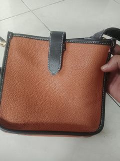 (Kategori: ) berada di . Dikirim oleh ris3105 (ID iklan 1456855344, Gambar 1). Deskripsi: .