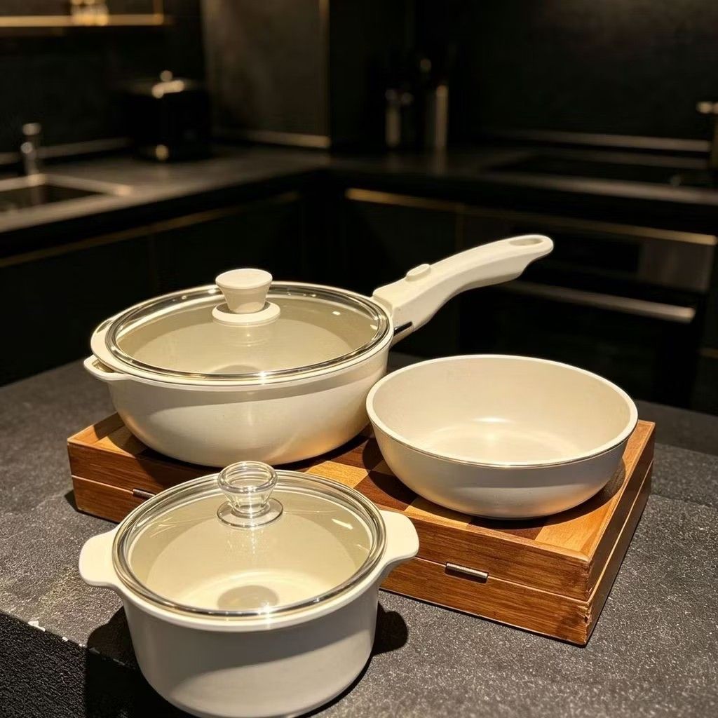 SMEG cookware set (Category: Cookware & Accessories) located in Taguig. Submitted by mschelsea (Listing ID 1456784772, Image 1). Description: pre order orig from SG full payment.