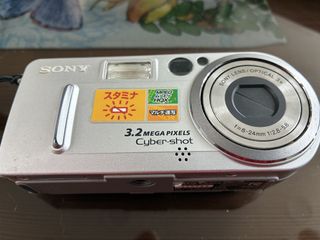 （分類：）位於 。 由 2010100331160 提交（商品編號 1456802793，圖片 1）。簡介： 。