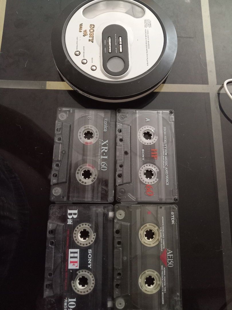 Sony discman and blank tape (Category: Portable Music Players) located in Bulacan. Submitted by dyazpuzhpley021577r (Listing ID 1456843873, Image 2). Description: take all only as is discman open for pick up gcash only mop.