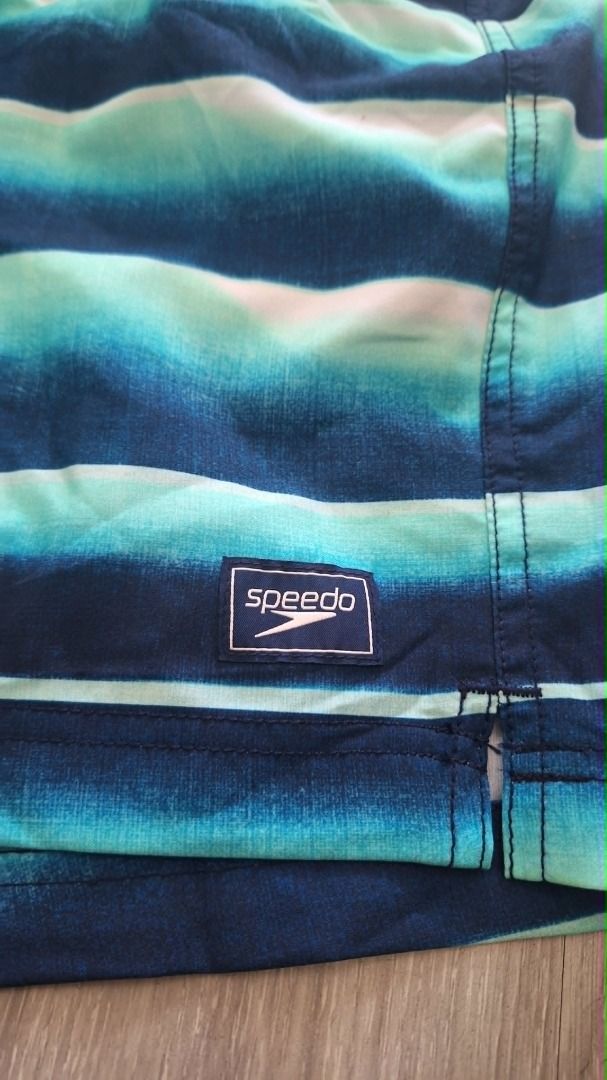 Speedo Men's Stripe Bondi Boardshorts (Category: Swim Trunks & Board Shorts) located in Caloocan City. Submitted by archive404 (Listing ID 1456829269, Image 3). Description: Speedo Striped Swim Shorts W - 33 L - 21 Condition: Excellent No Issue 350 + sf.